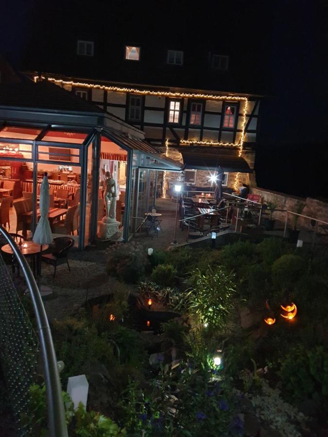 Hotel & Cafe Schachtenburg Schlitz Exterior foto