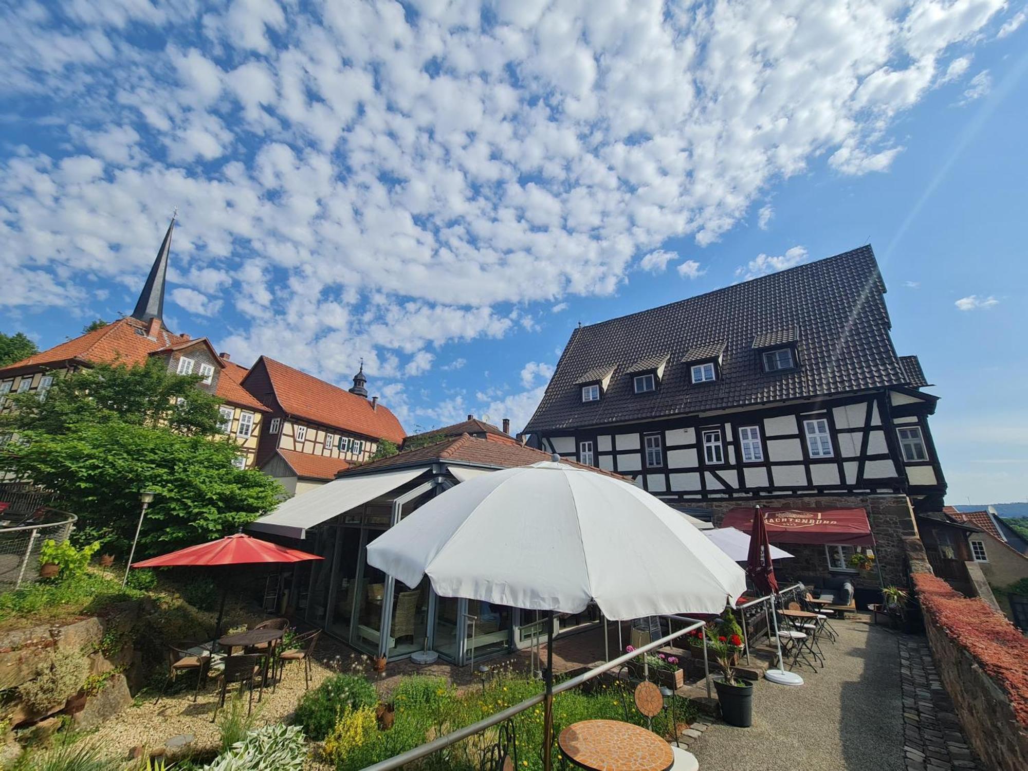 Hotel & Cafe Schachtenburg Schlitz Exterior foto
